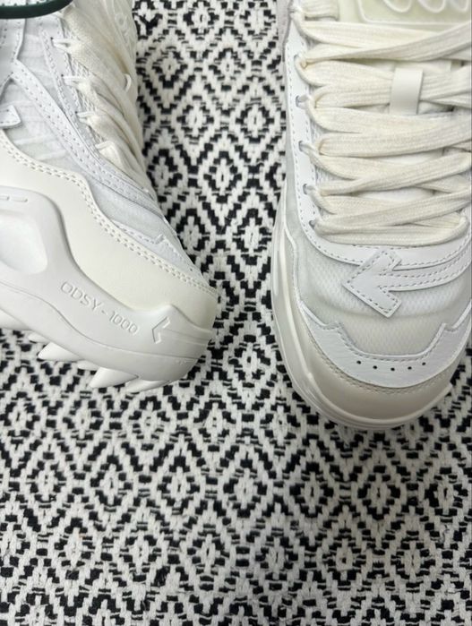 Off White Odsy 1000
