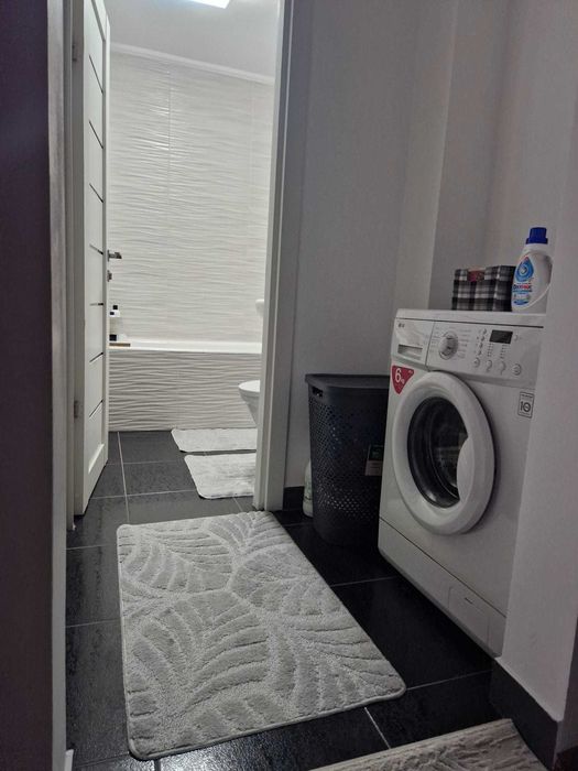 Persoana fizica APARTAMENT DE Vanzare