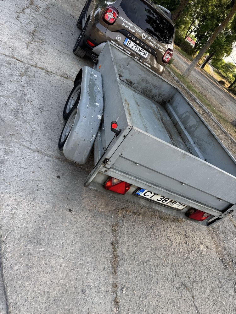 De vanzare remorca 750 kg 2 axe