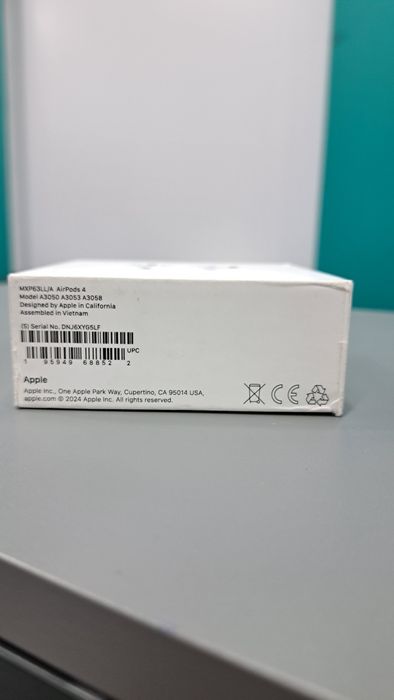 AirPods 4 original sotiladi yangi