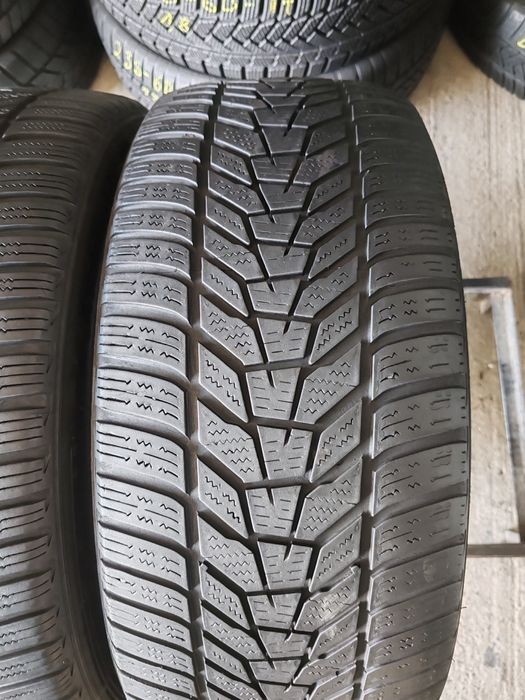 2 cauciucuri 235 45 18
