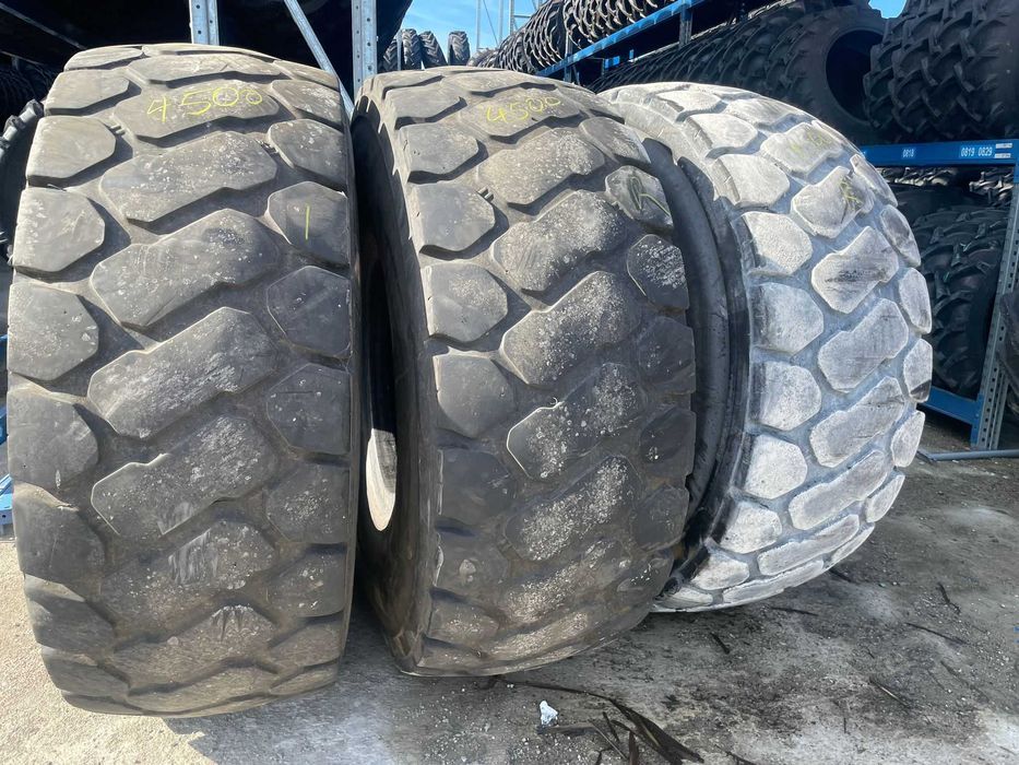 Cauciucuri 23.525 radial komatsu case New Holland incarcator frontal