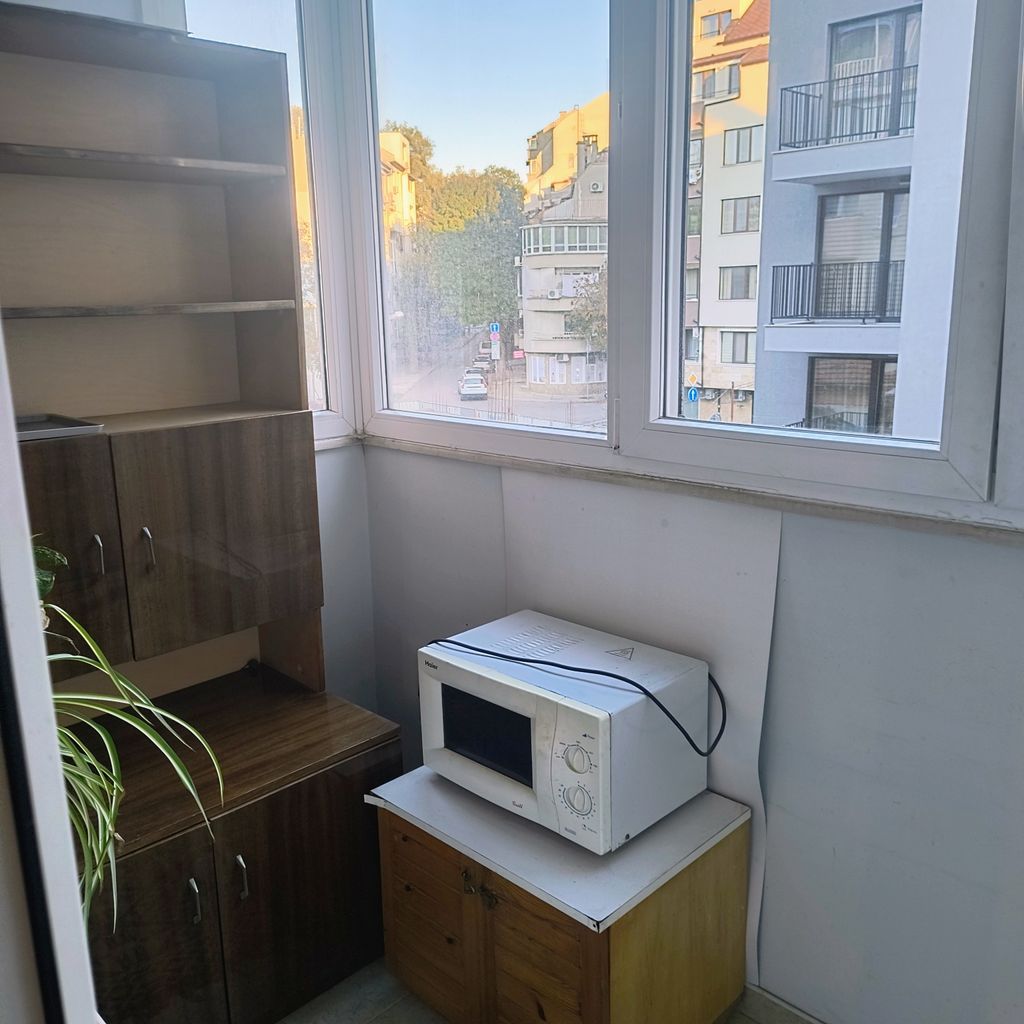 Дава се под наем Двустаен апартамент в Варна, Конфуто - 60 кв.м за 408 € - Снимка #8