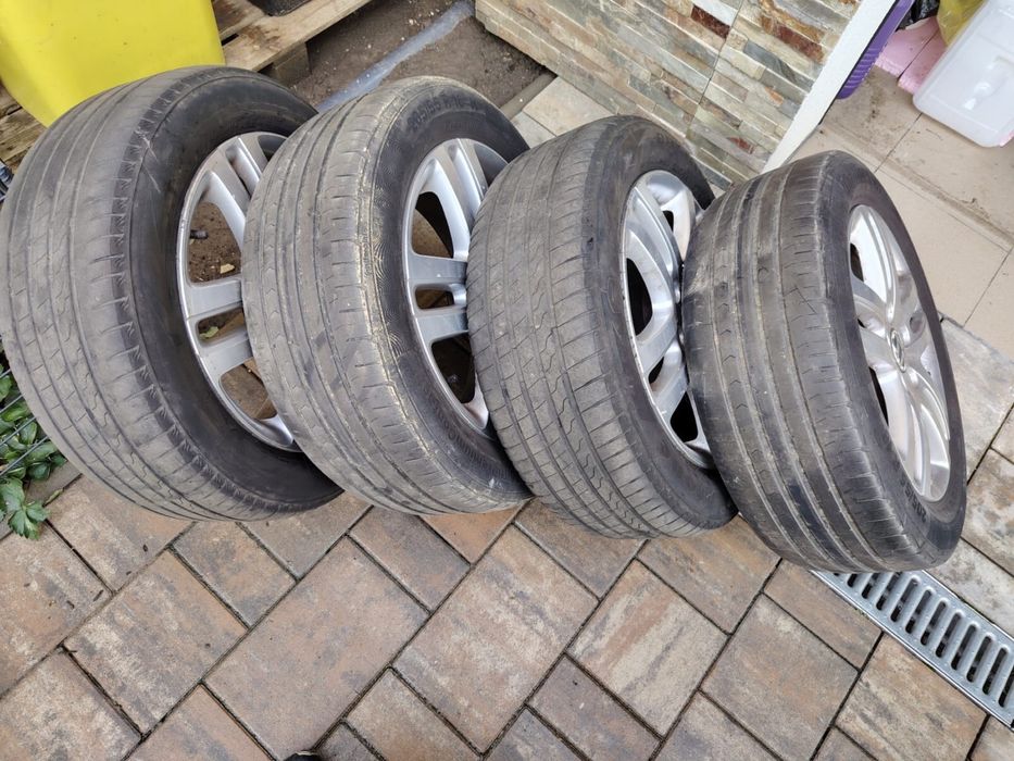 Jante Volkswagen cu cauciucuri 205 55 R16 Continental