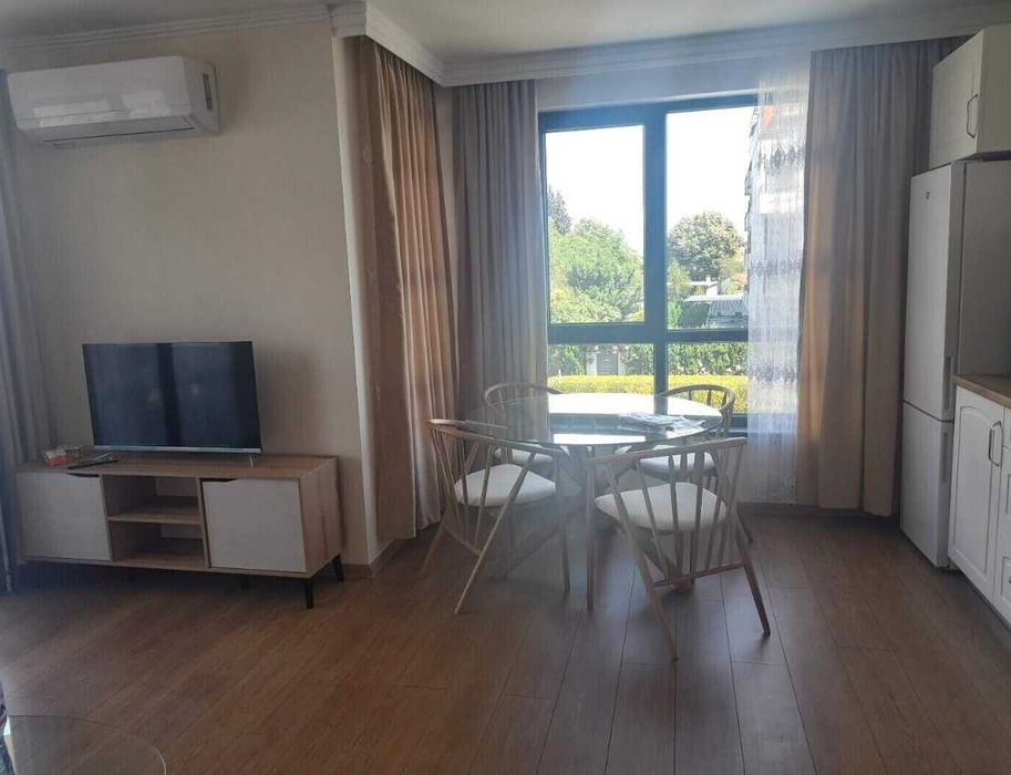 Дава се под наем Двустаен апартамент в Бургас, Сарафово - 65 кв.м за 750 € - Снимка #2