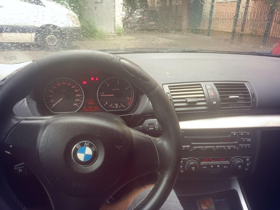 De vânzare bmw, an 2005