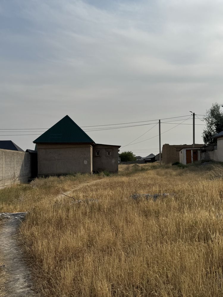 Продается времянка с участком