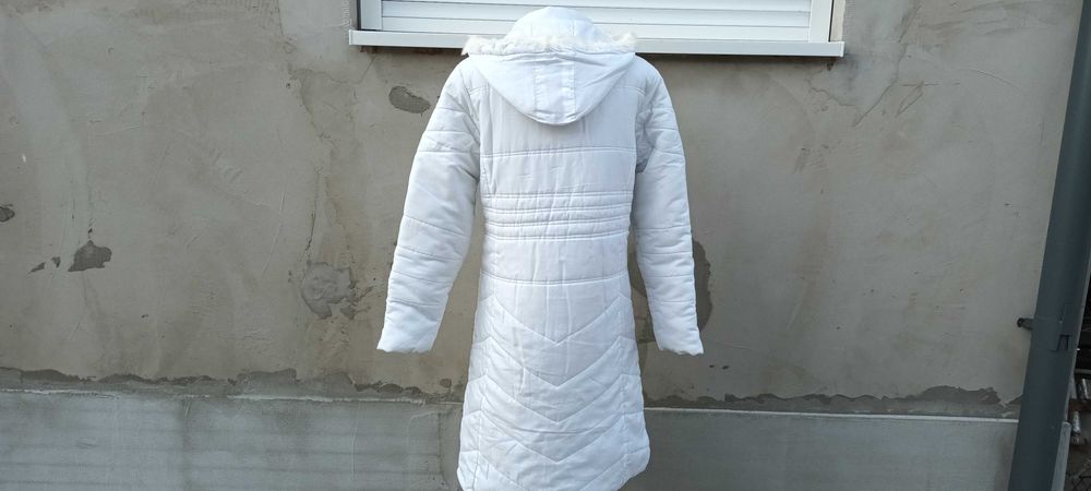 *Boscalia White | geaca outdoor mar. 40 - 42 | M - L