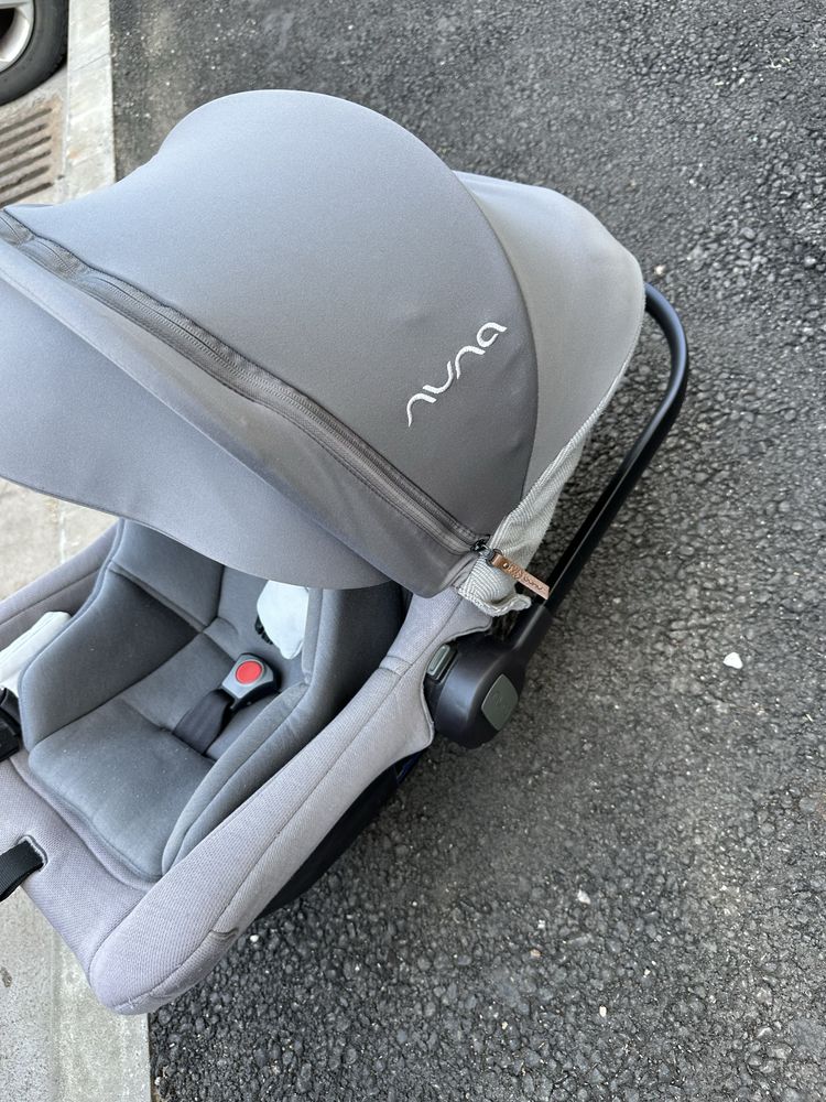 Столче за кола Nuna +isofix база,