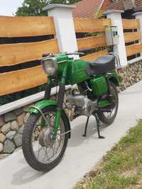Motocicleta Mobra