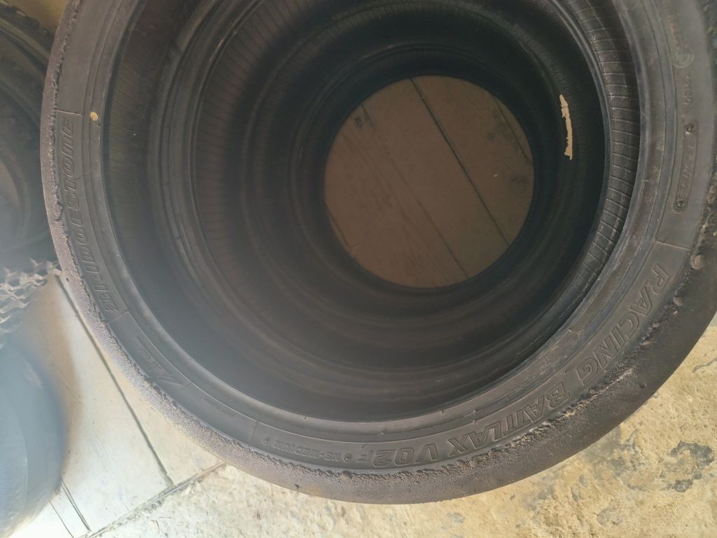 Сликове Dunlop и Pirelli