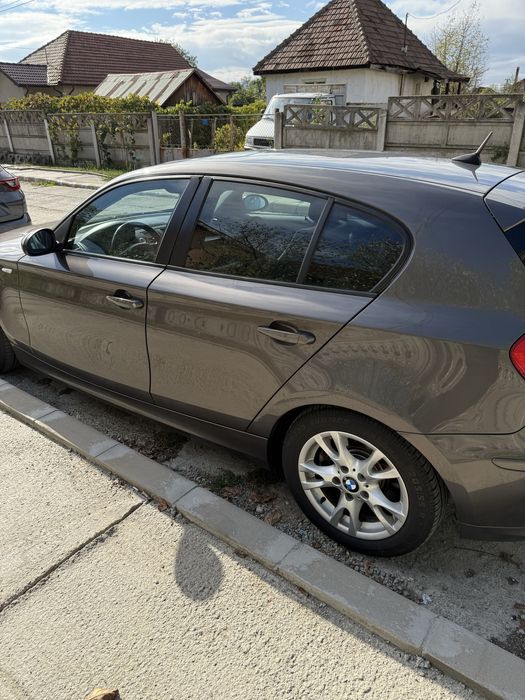 Vand Bmw Seria1…