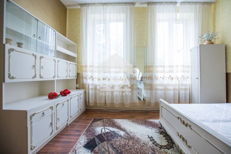 Дава се под наем Многостаен апартамент в Варна, Операта - 190 кв.м за 1000 € - Снимка #5