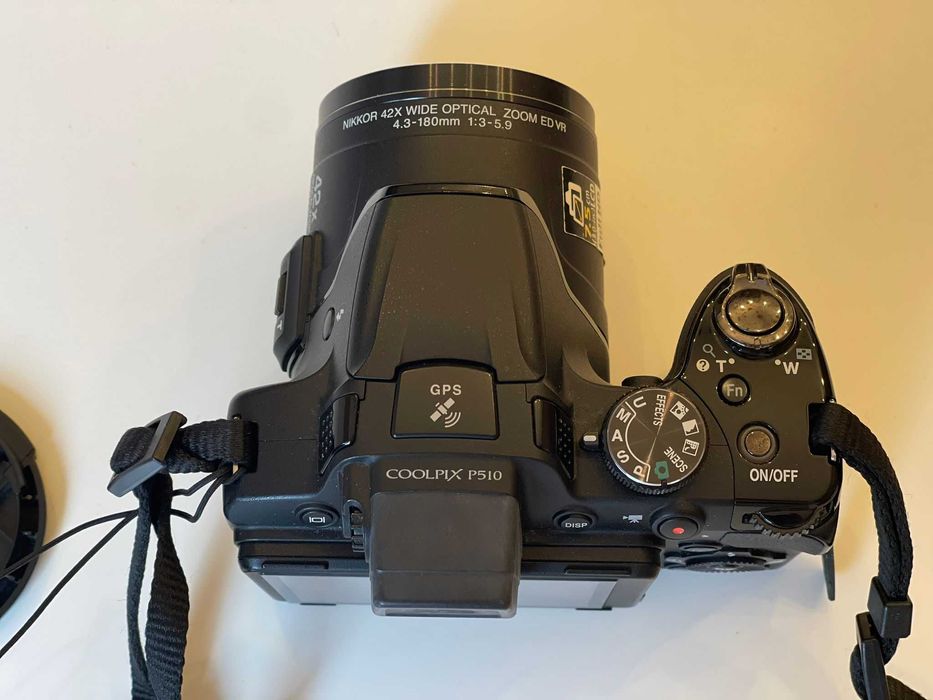 Nikon Coolpix P510 – 16,1 MP, 42× zoom optic, stare bună