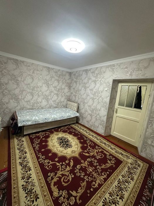 Луначарский 3 ком дом продаётся (возле дароги)