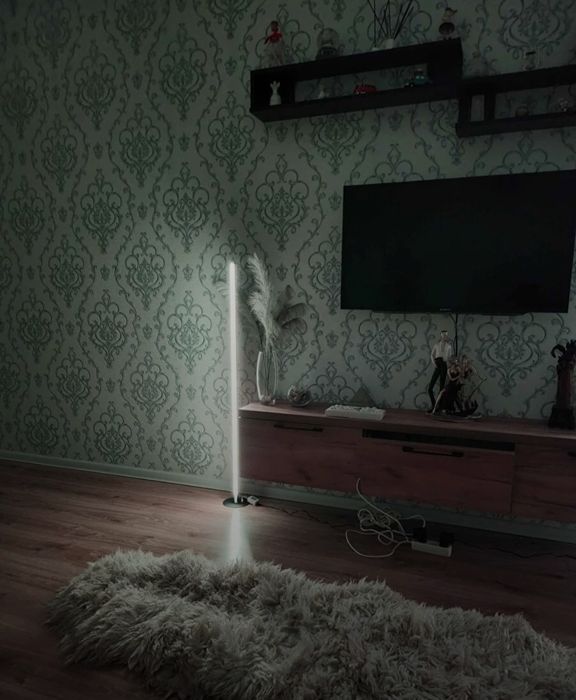 Декоративна Лед лампа RGB със стойка