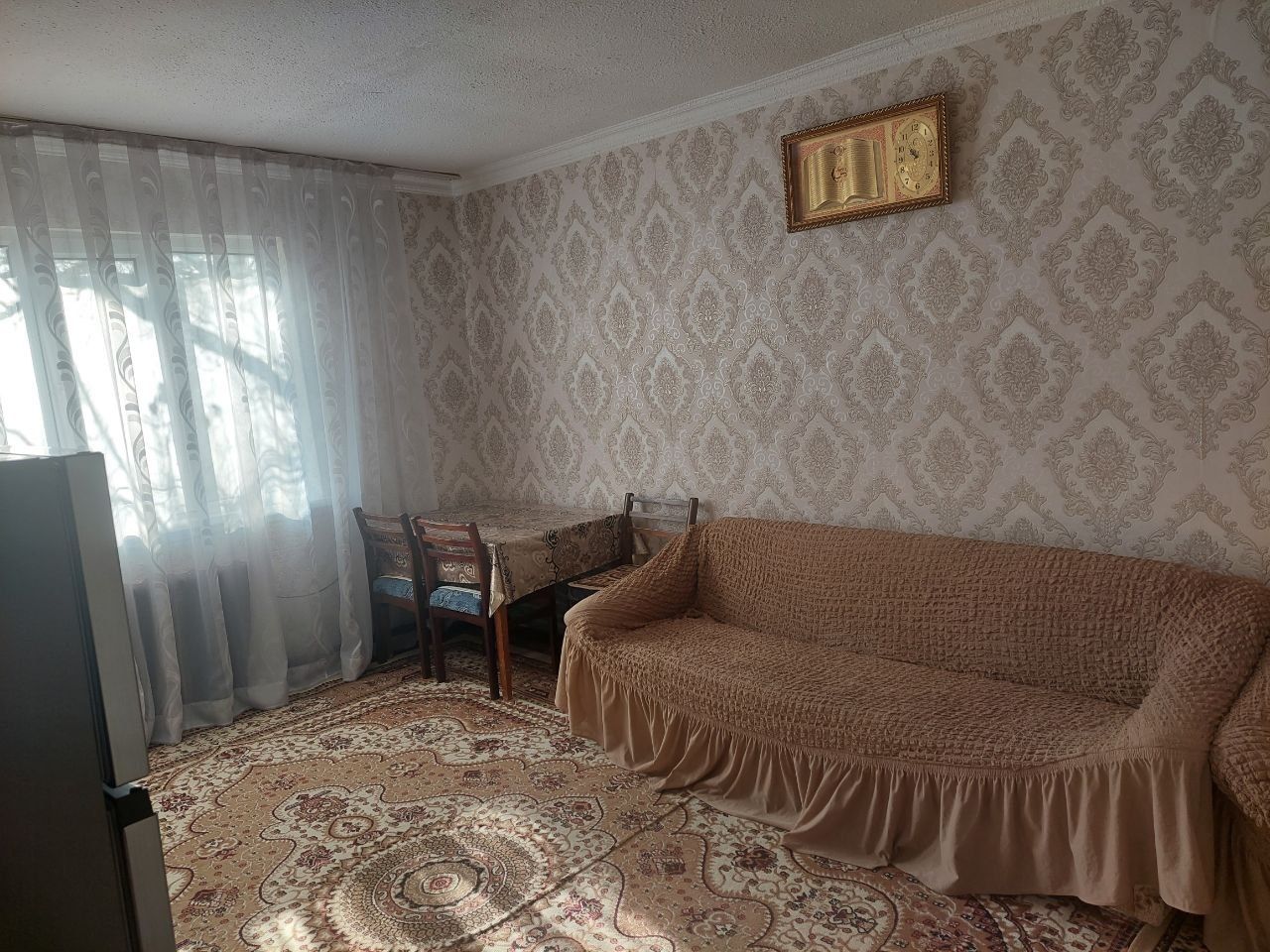 Сдаеься 2 комнатная квартира. Спутник