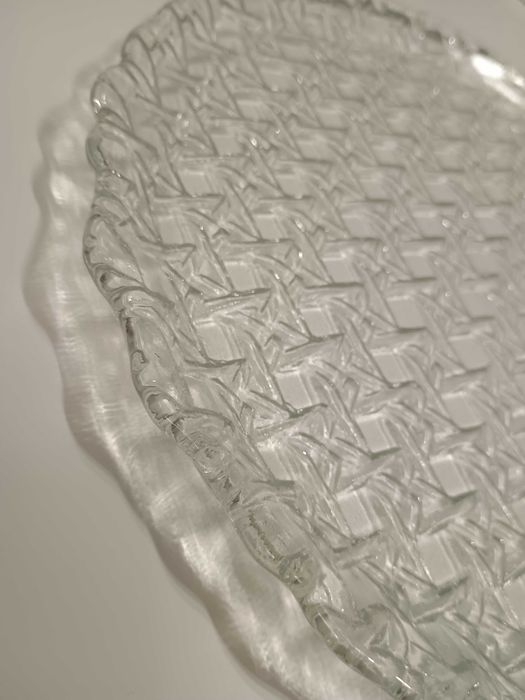 Ретро стъклена поднос