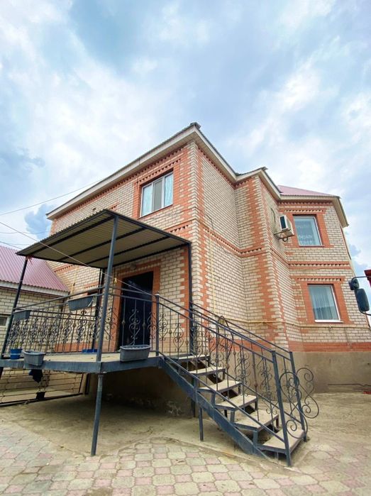 Продам 3 этажный коттедж