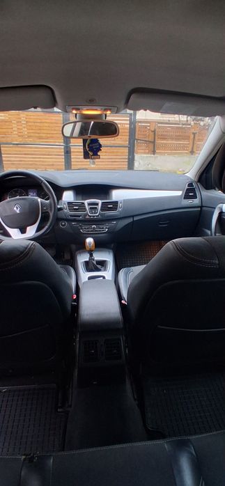 Vand Renault Laguna 3 2008 ,motor 2.0 Dci  ,150 cp