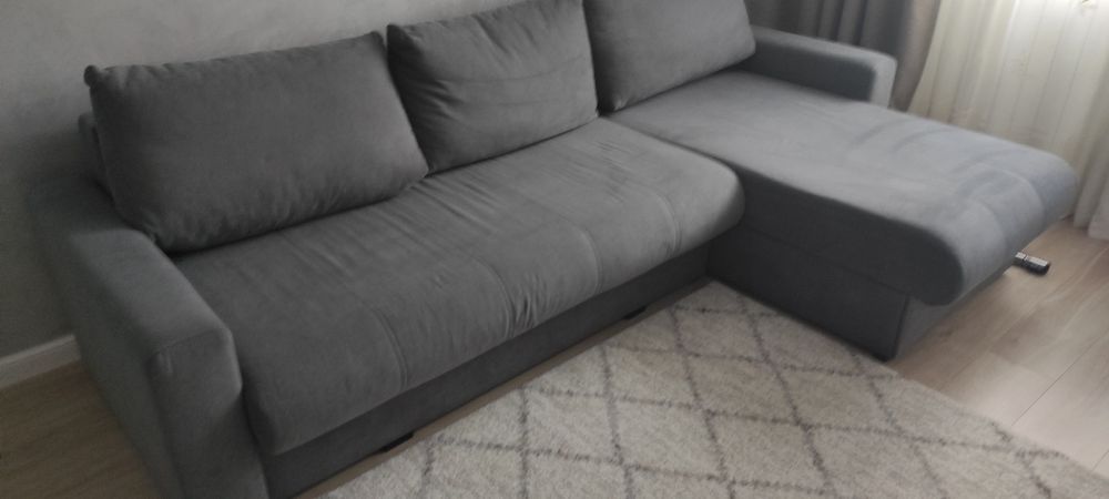 Canapea extensibila.