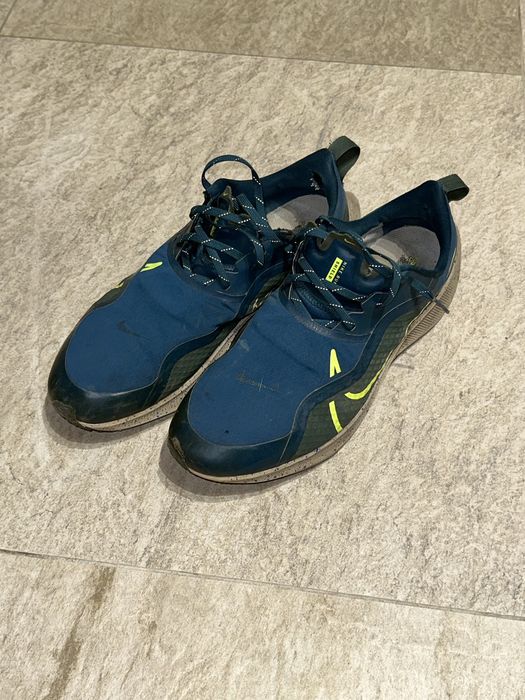 Nike обувки зелени