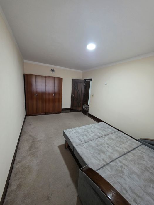 Продаётся трёхкомнатная квартира Кибрай Областной ОВИР.