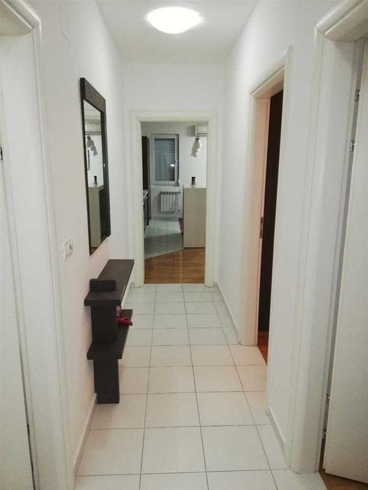 Дава се под наем Тристаен апартамент в Пловдив, Захарна фабрика - 91 кв.м за 402.9 € - Снимка #5