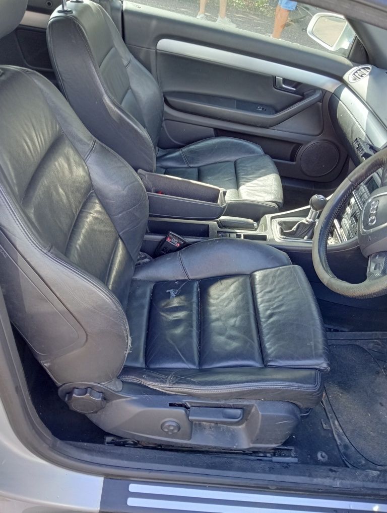 Dezmembrez Audi A4 B7 cabrio 2.0tdi