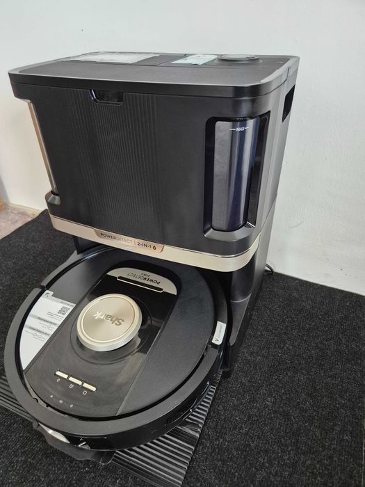 Robot de aspirare cu mop Shark PowerDetect RV2800ZEEU