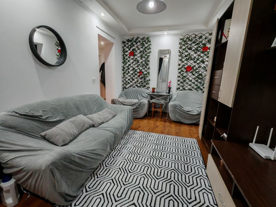 Bl. fără risc, Ap. 3 camere, Podu Ros - Lic. Racoviță.