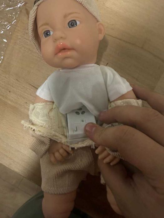 ШОК ЦЕНА- Реалистично говорещо бебе с аксесоар шише