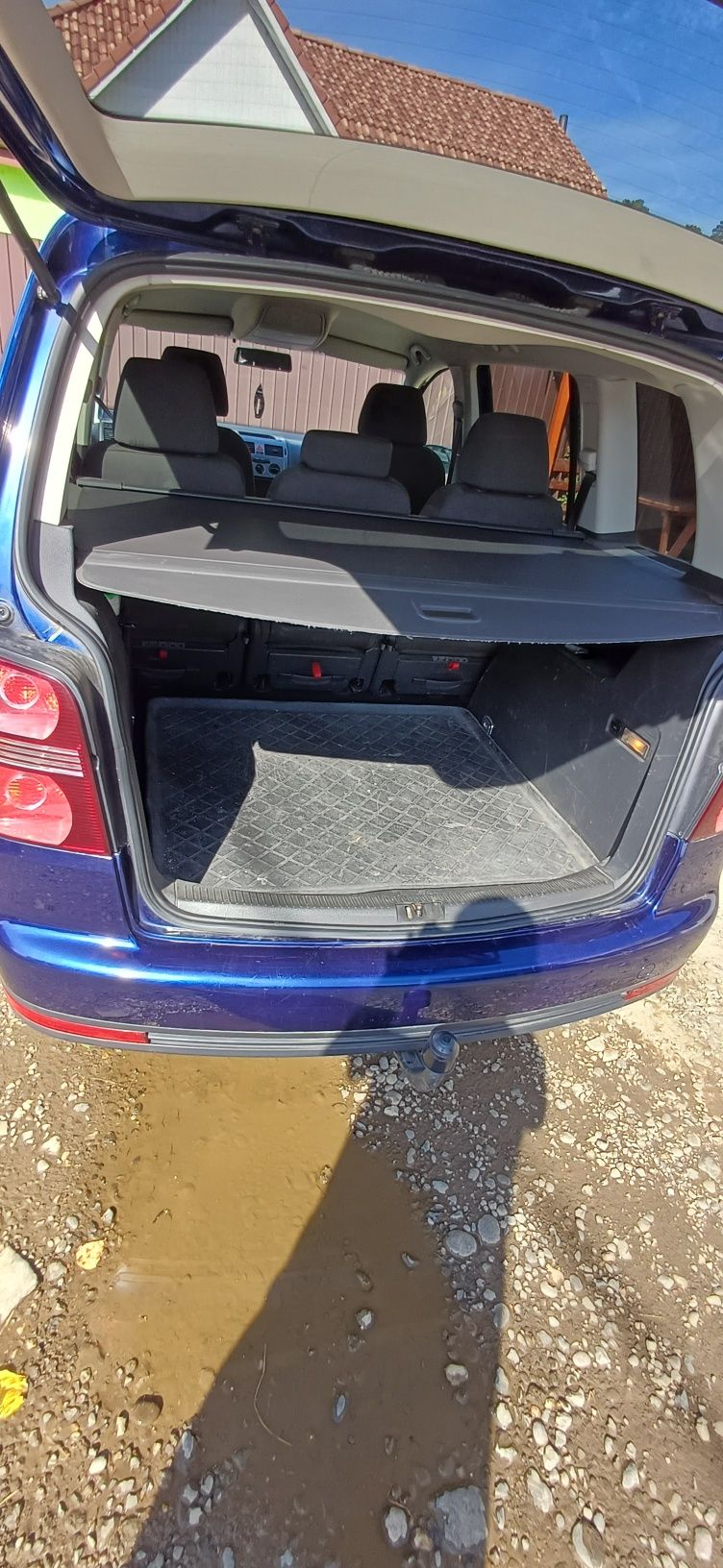 Volkswagen Touran 1.9 TDI, 2009