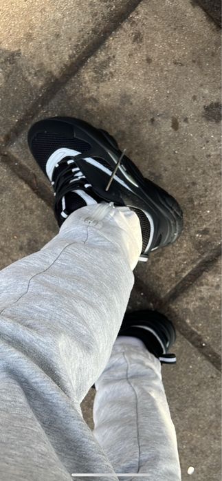 Чисто нови Dior b22 размер 43