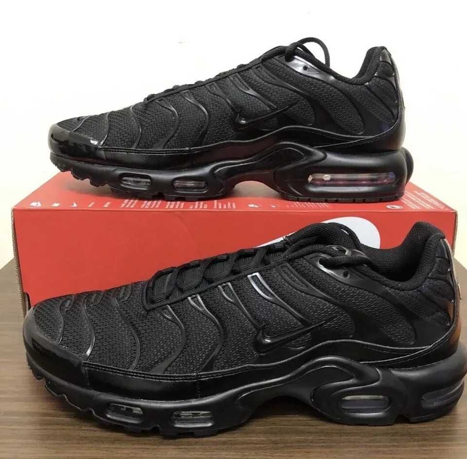 Nike Air Max PLUS TN Triple Black 40,41,42,43,44,45 (НАЙ-ПРОДАВАН)
