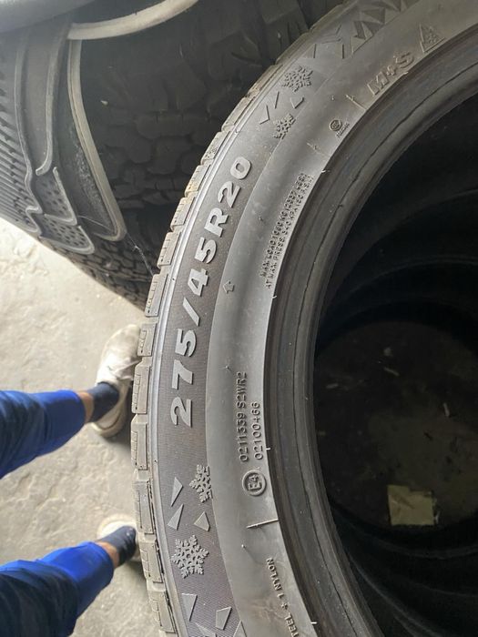 Зимни гуми 275/45 20 цола