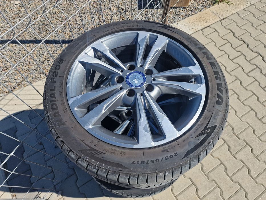 Гуми с Джанти Mercedes E class W212 245/45 ZR17