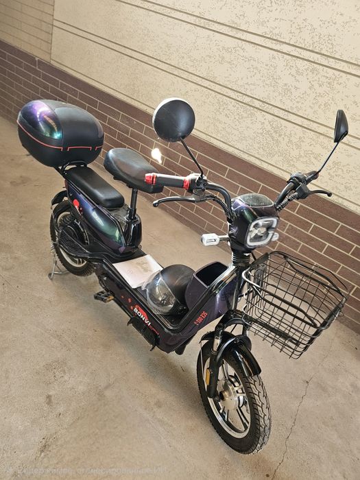 Продаётся (Сотилади) электрический скутер BONVI