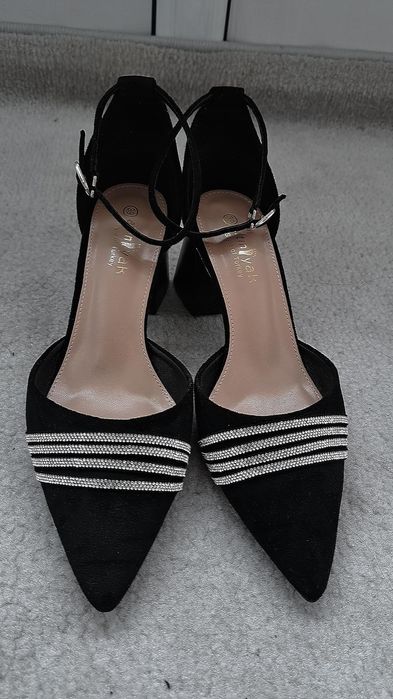 Новые каблуки 39 размер