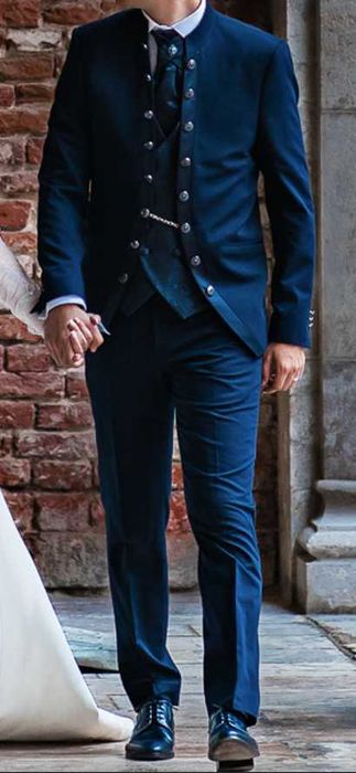 Vând costum mire Pasha Men's Wear set complet + pantofi