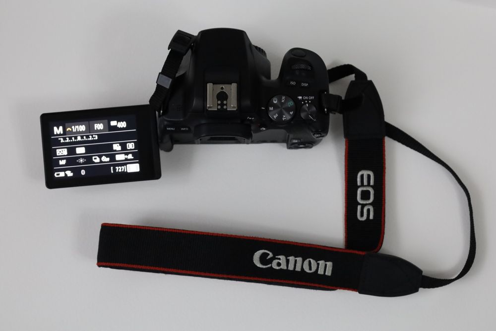 Canon EOS 250D, EF-S 18-55 f/3.5-5.6