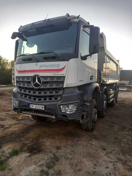 Bascula 8X4 Mercedes