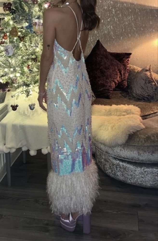Rochie bijuterie Asos cu pene perle si paiete