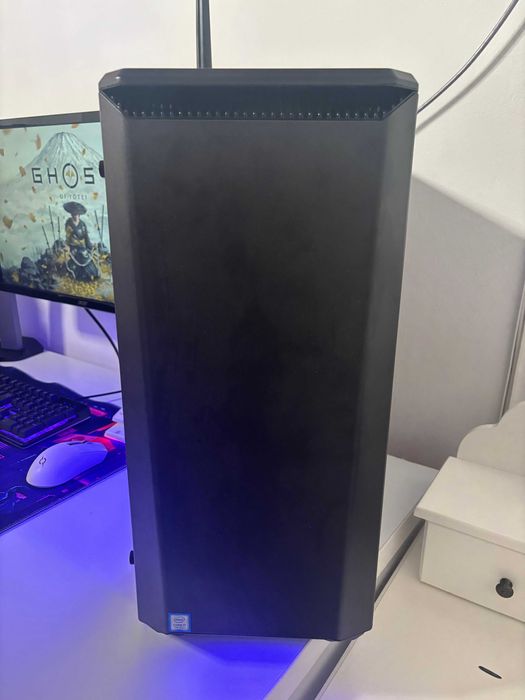 Sistem Gaming I5-13400  RTX 5060  Monitor 144Hz 1Ms Accesorii