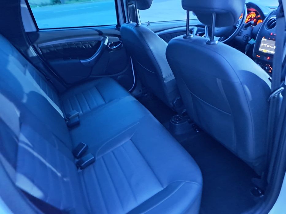 Dacia duster prestige 1.6 an 2015 4x4 provinienta Germania