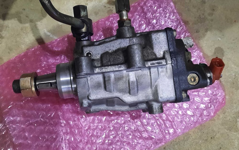 Pompa injectie Opel Vectra C 3.0cdti 8-97228919-4