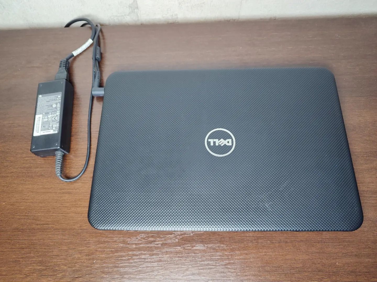 Продаю Ноутбук i3/12GB/SSD 240GB DELL Inspiron 3521