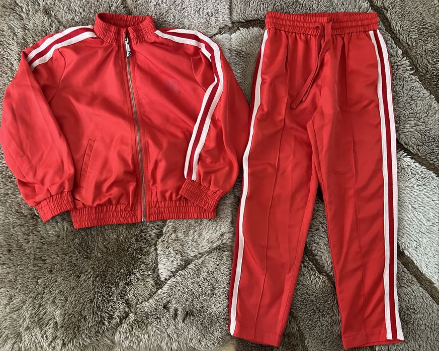 Дрехи Guess Nike adidas karl richmond zara tommy hm benetton burberry