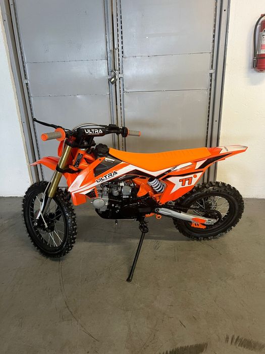 Cross 125cc ultra nou cu garantie si livrare in toata tara