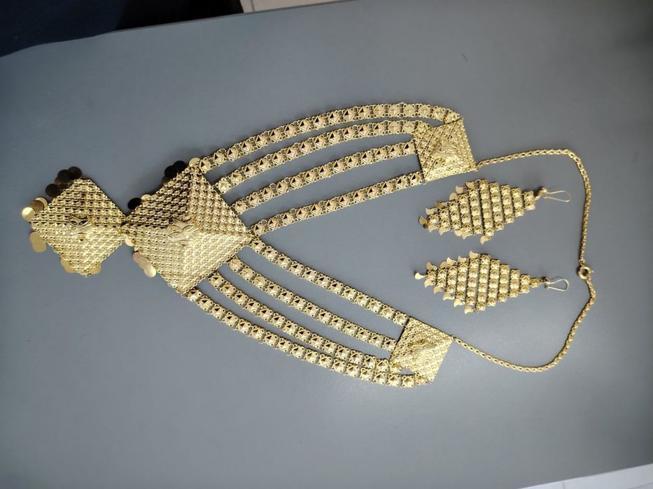 Комплект златно колие и обици 14 Карата